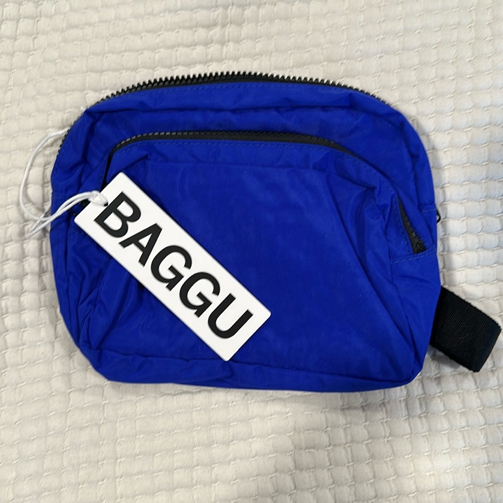 NWT BAGGU Fanny Pack in Lapis new with tags